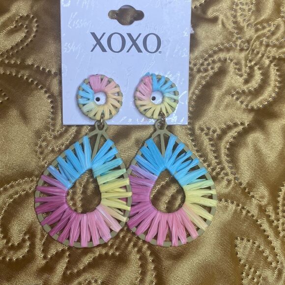 XOXO Bohemian Earrings - Picture 2 of 5